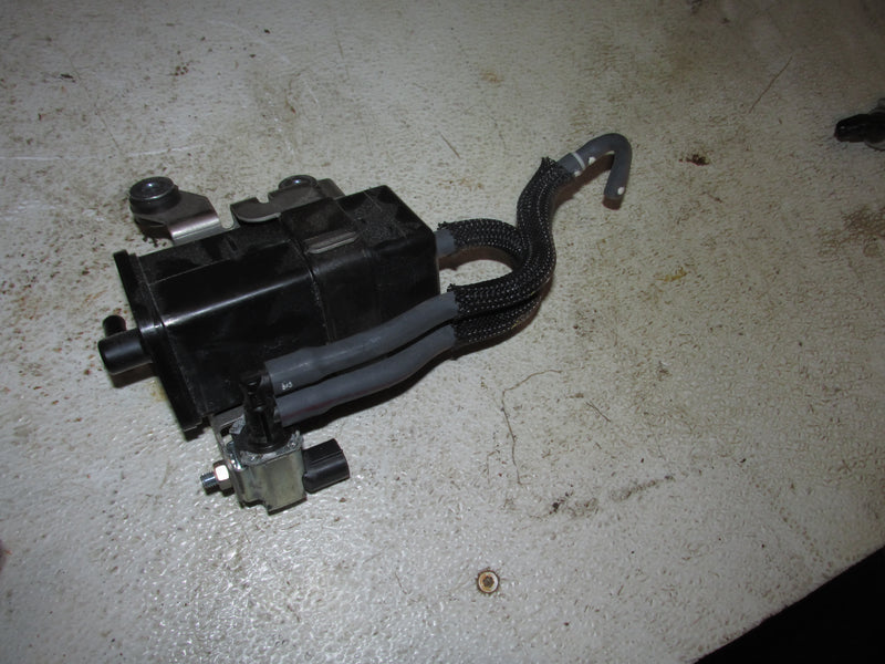 Yamaha VMAX 115hp 4 Stroke Outboard Solenoid Valve / Air Canister (6C5-86120-00)