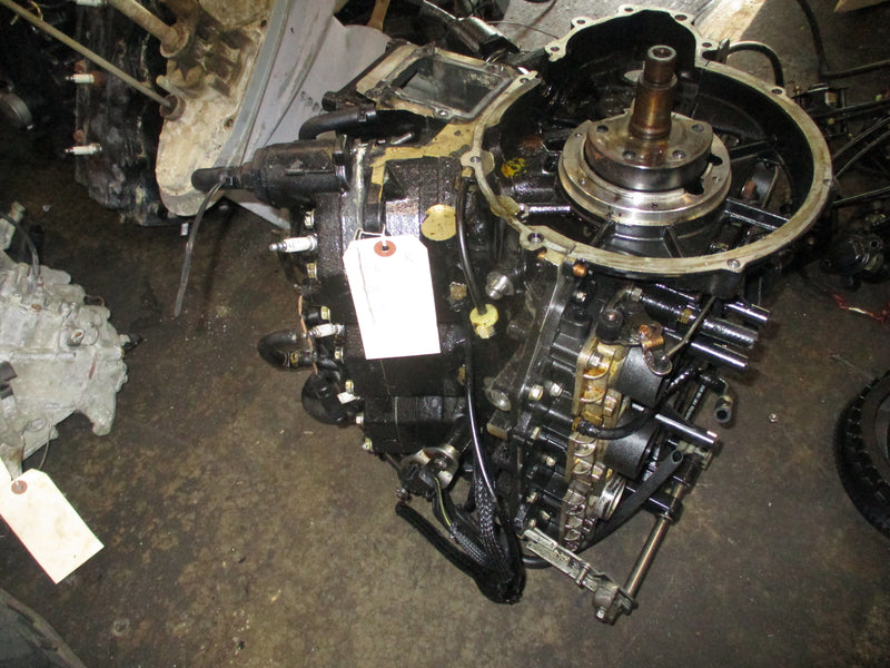 Evinrude Ficht 175hp outboard crankcase powerhead