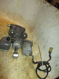 Load image into Gallery viewer, Honda BF90A 90hp 4 stroke outboard tilt trim unit
