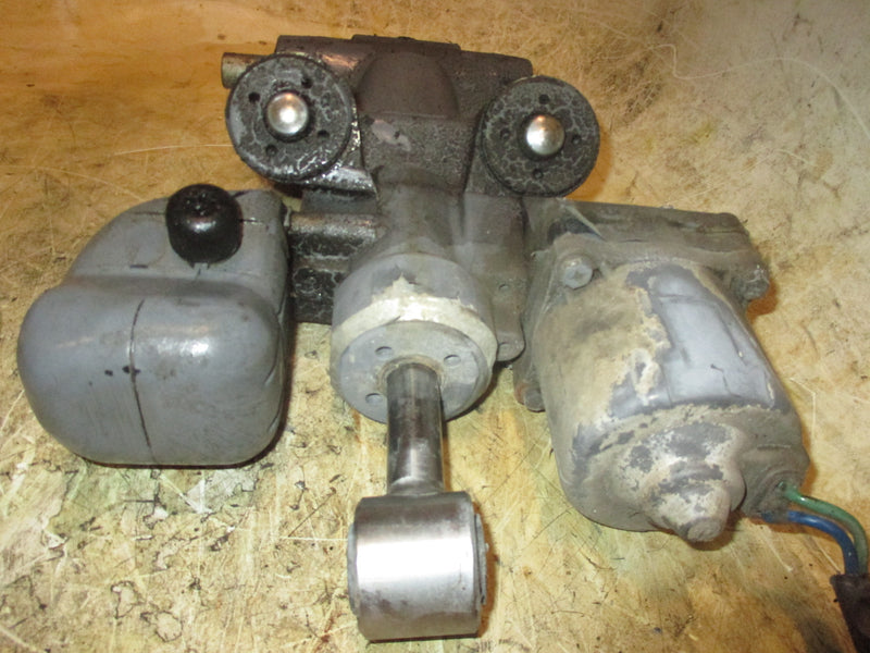 Honda BF90A 90hp 4 stroke outboard tilt trim unit