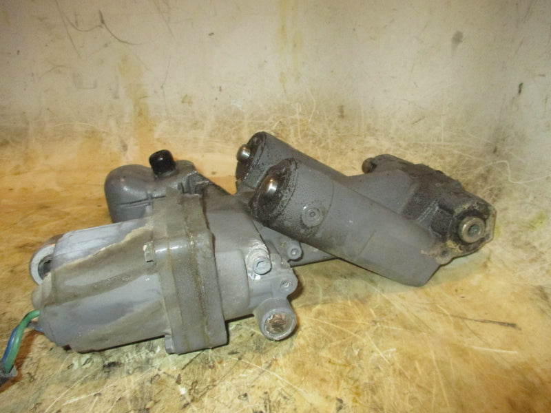 Honda BF90A 90hp 4 stroke outboard tilt trim unit