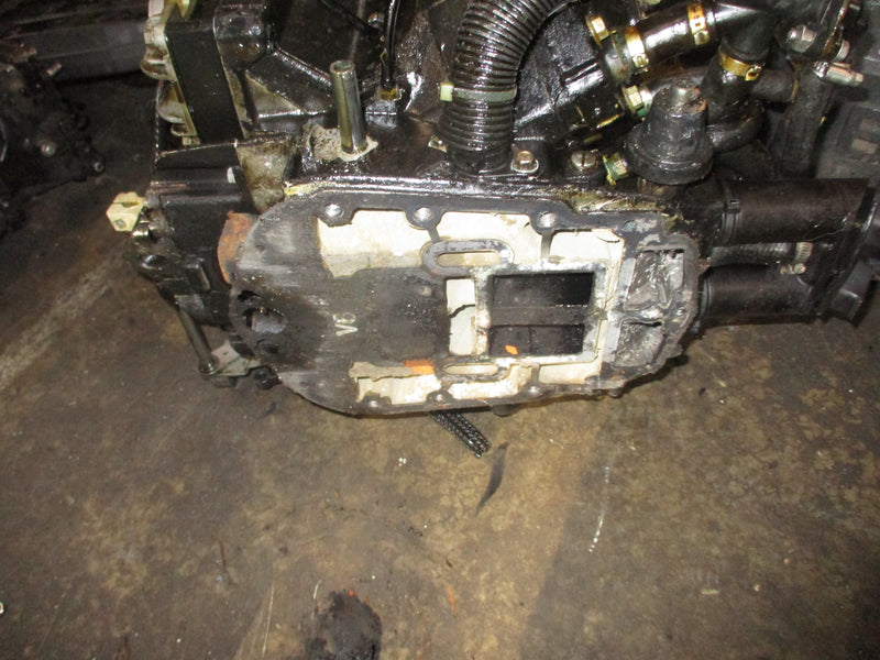Evinrude Ficht 175hp outboard crankcase powerhead