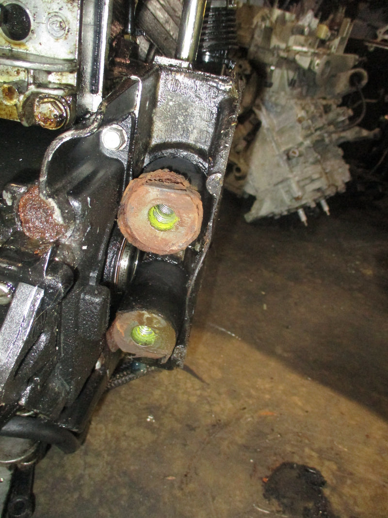Evinrude Ficht 175hp outboard crankcase powerhead