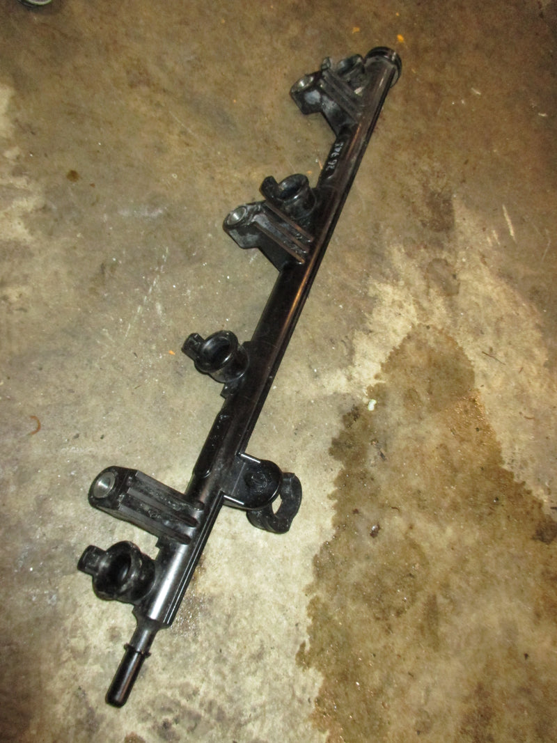 Yamaha 200hp 4 stroke outboard fuel rail (6DA-13161-01-00)