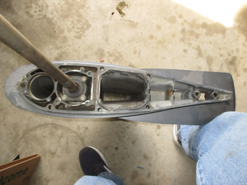 Yamaha 225hp 4 stroke outboard 61A 25" lower unit PARTS ONLY