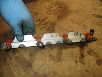 Load image into Gallery viewer, Suzuki DF140 outboard fuel rail and injector set (15710-65D00)
