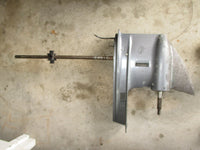 Load image into Gallery viewer, Yamaha 115hp 2 stroke outboard 25" lower unit LOCKED UP
