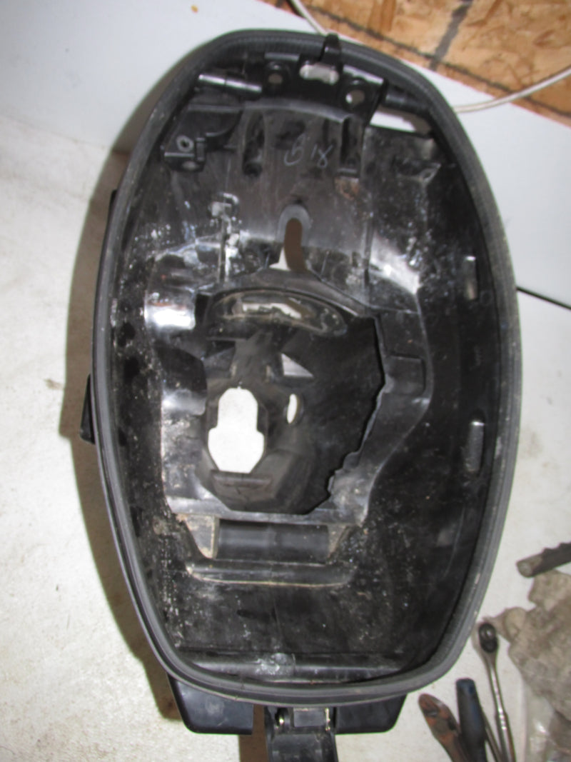 Suzuki DF15A 15hp Outboard Side Cover Set (61810-89L20/89L00)