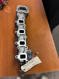 Load image into Gallery viewer, Suzuki DF70 70hp outboard exhaust manifold (14100-99800-019)
