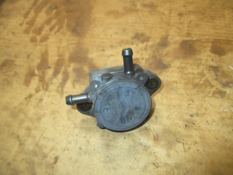 Suzuki DF140 outboard fuel pump (15100-90J10)