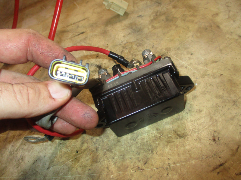 Yamaha 200hp 4 cyl 4 stroke outboard tilt trim relay (6AW-81950-00)