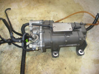 Load image into Gallery viewer, Yamaha 200hp 4 cyl 4 stroke outboard VST/ vapor separator (6DA-00)
