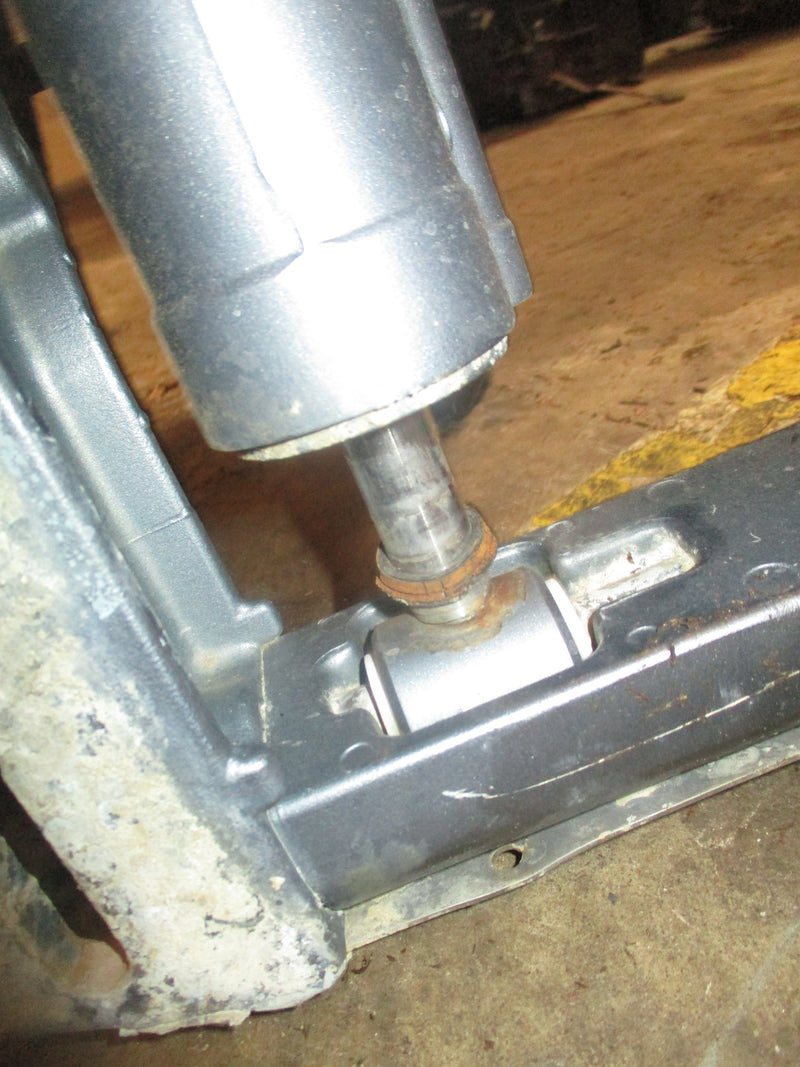 Yamaha 50hp 2 stroke Precision blend outboard 20" shaft mid section