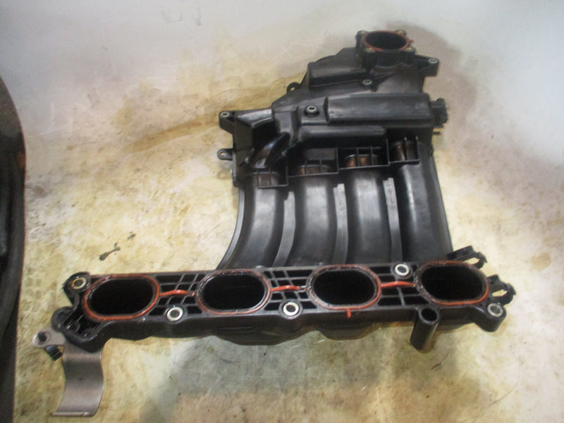 Yamaha 200hp 4 cyl 4 stroke outboard intake manifold (6DA-13641-00)