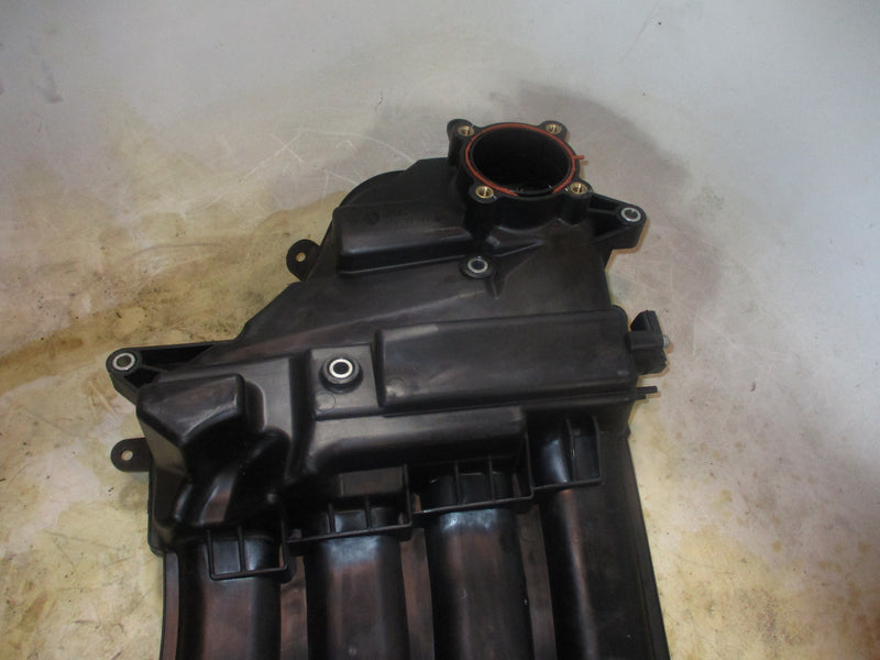 Yamaha 200hp 4 cyl 4 stroke outboard intake manifold (6DA-13641-00)