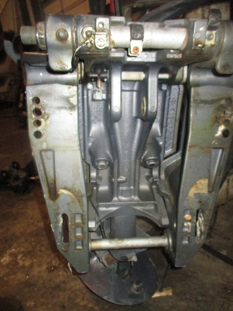 Yamaha 200hp 4 cyl 4 stroke outboard 25" midsection