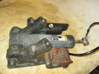 Load image into Gallery viewer, Mercury 135hp optimax outboard tilt trim unit
