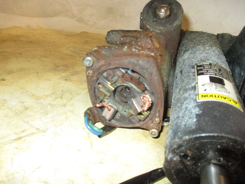 Mercury 135hp optimax outboard tilt trim unit