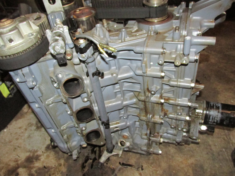 Yamaha 250hp 3.3L 4 Stroke Outboard Crankcase Powerhead