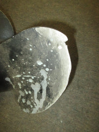 Load image into Gallery viewer, Johnson Evinrude 150hp 175hp 2 stroke outboard aluminum propeller 14x19
