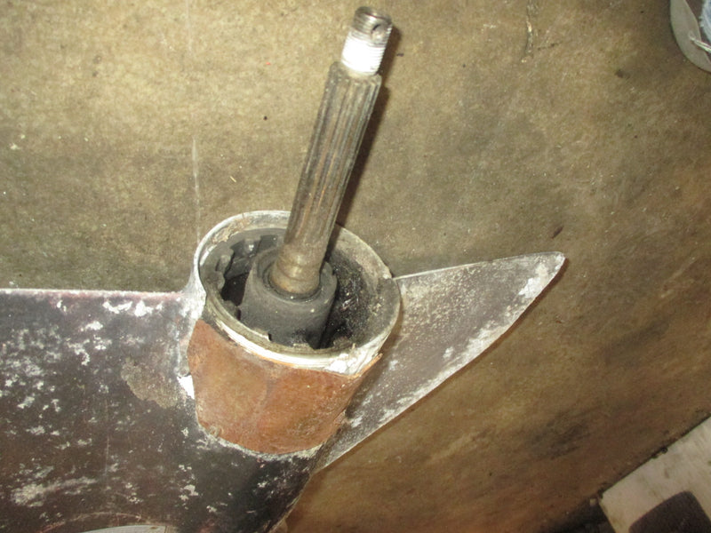 Suzuki 150hp 2 stroke outboard 25 inch lower unit