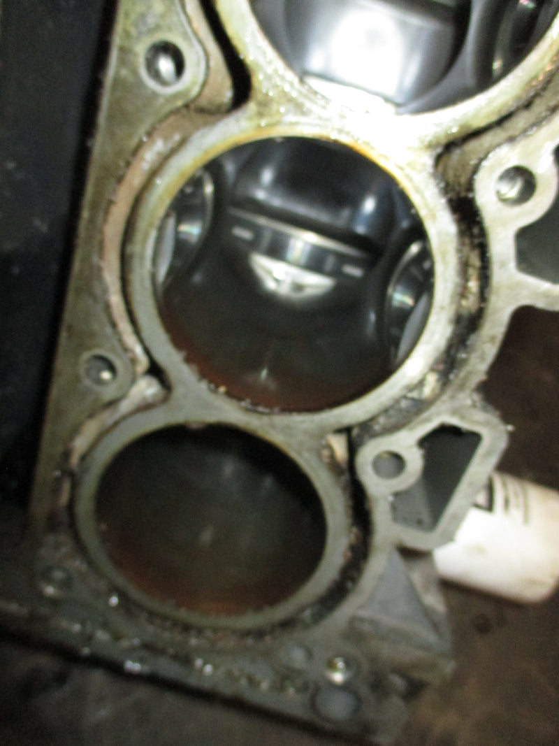 Johnson Suzuki 115hp 4 stroke outboard crankcase block