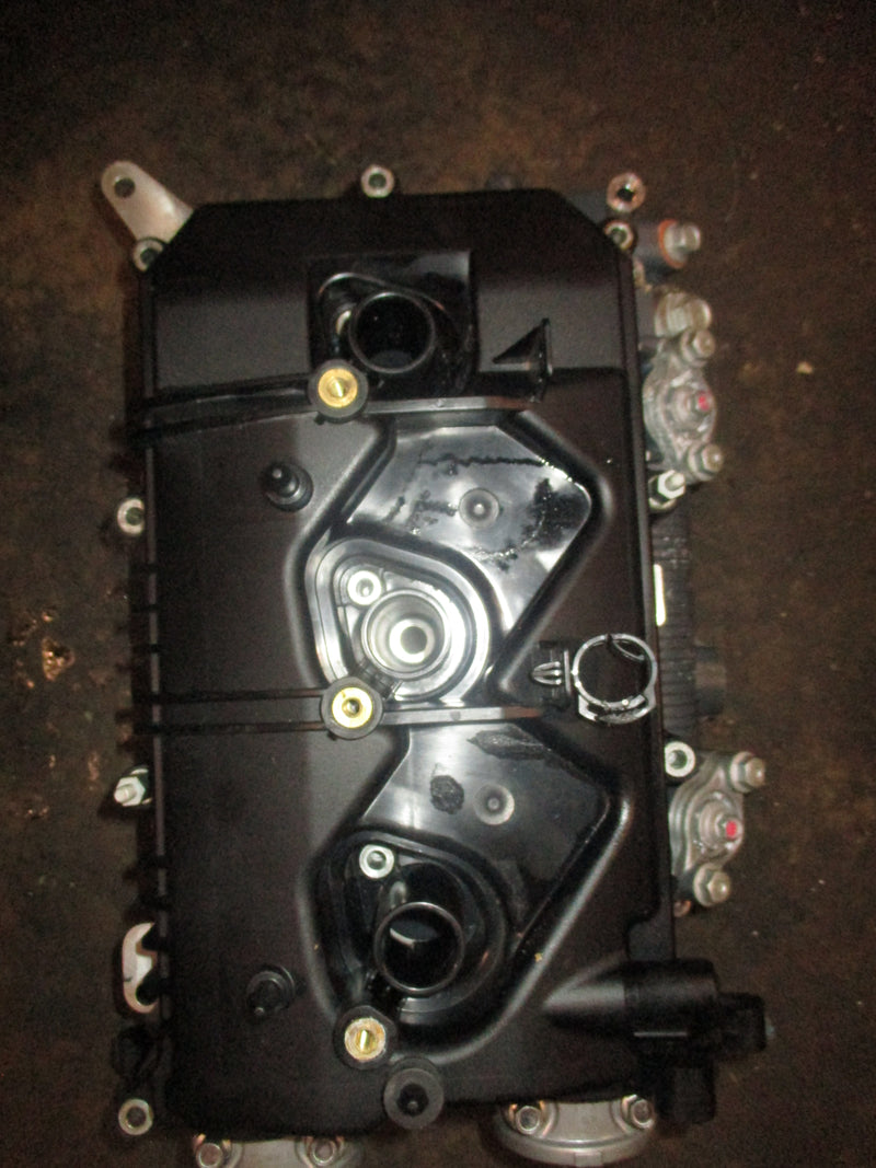 Yamaha 4.2L 250hp outboard starboard cylinder head (6CE-00)