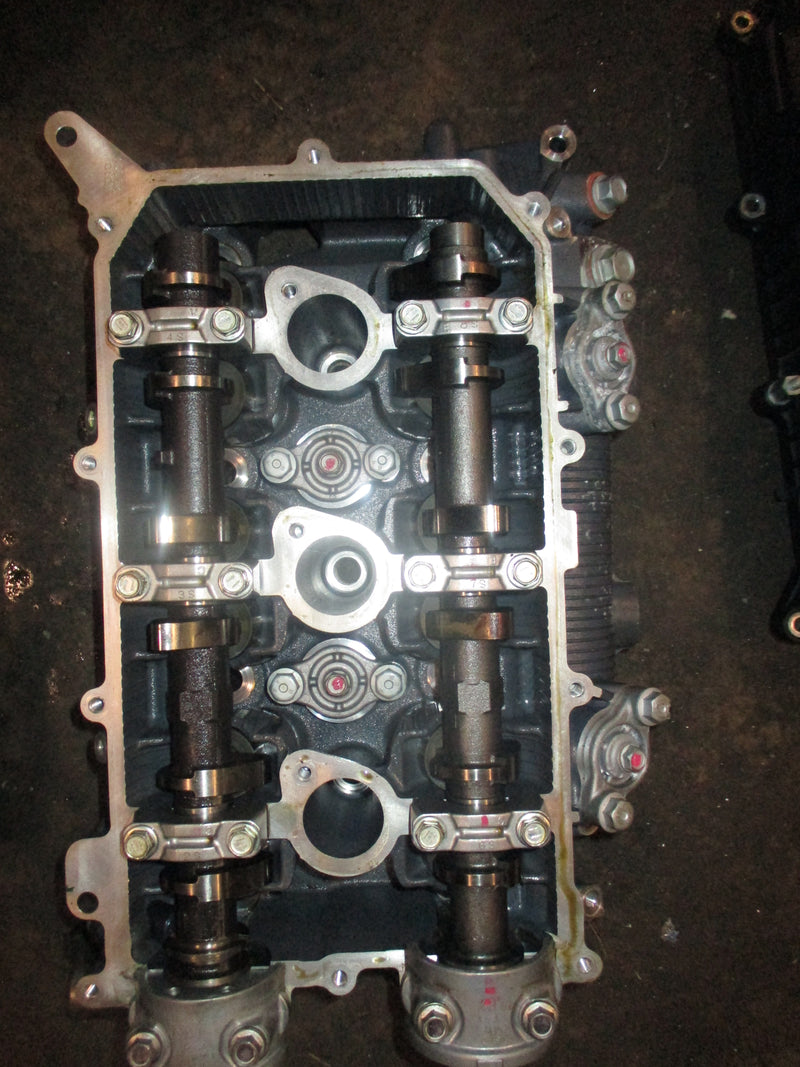 Yamaha 4.2L 250hp outboard starboard cylinder head (6CE-00)