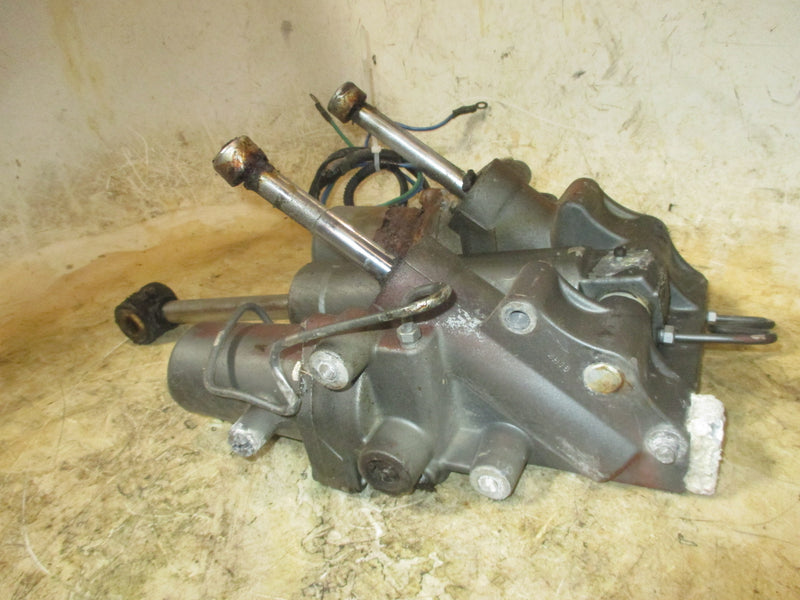 Suzuki 150hp 2 stroke outboard Tilt trim unit