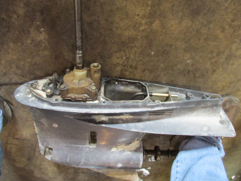 Yamaha 250hp 3.3L 4 Stroke Outboard 25" Standard Rotation Lower Unit