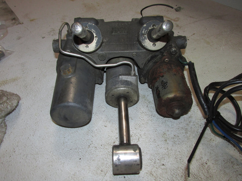 Yamaha 60hp 2 Stroke Outboard Tilt Trim Unit (6H1-15)