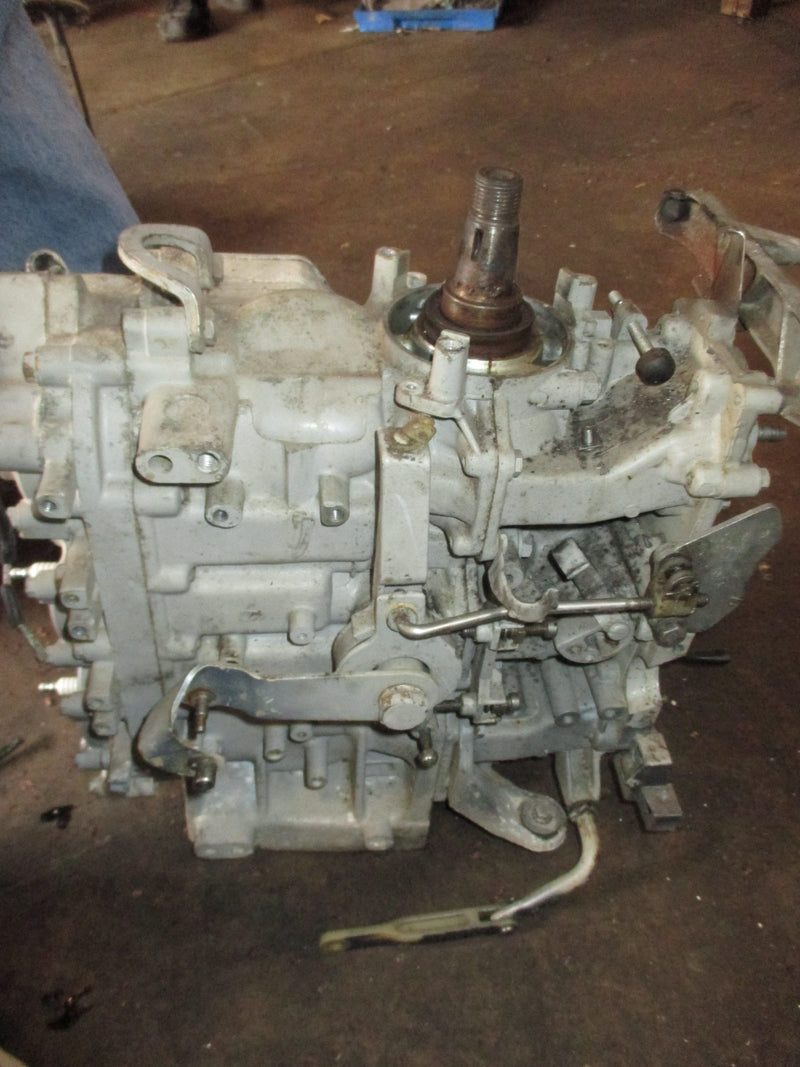 Johnson 60/70hp 2 stroke outboard crankcase powerhead 389235