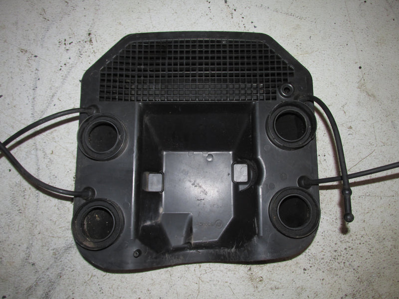 Johnson 90hp 60 Degree 2 Stroke Outboard Intake Silencer (436609)