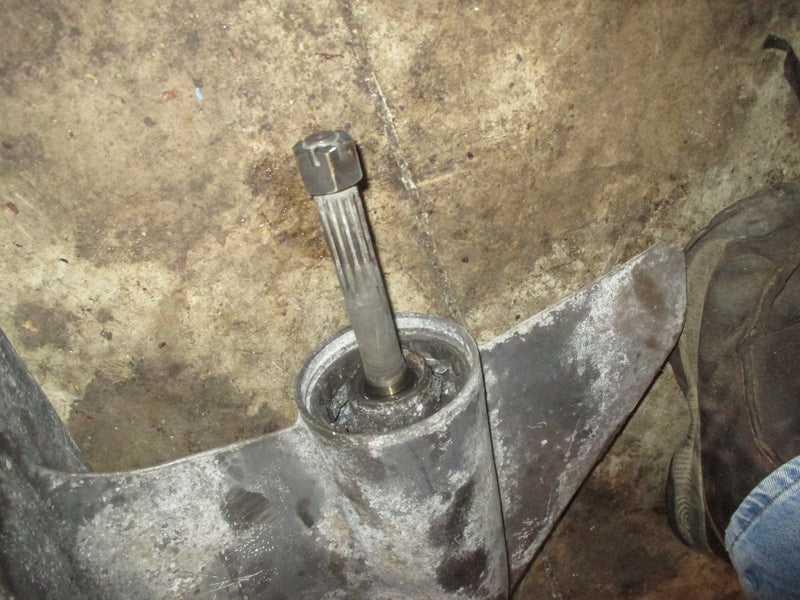 Suzuki DT90 90hp outboard 20 shaft lower unit