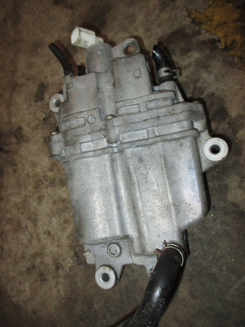 Johnson Suzuki 115hp 4 stroke outboard fuel vapor separator (15600-90J00)