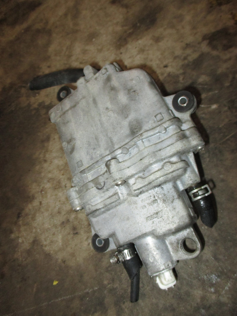 Johnson Suzuki 115hp 4 stroke outboard fuel vapor separator (15600-90J00)