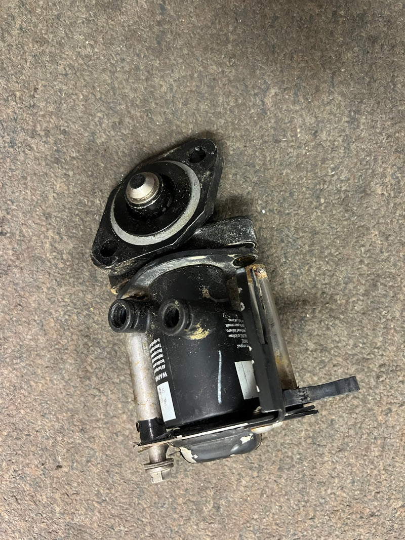 Evinrude Ficht 225hp 2 stroke outboard fuel injector (5004285)