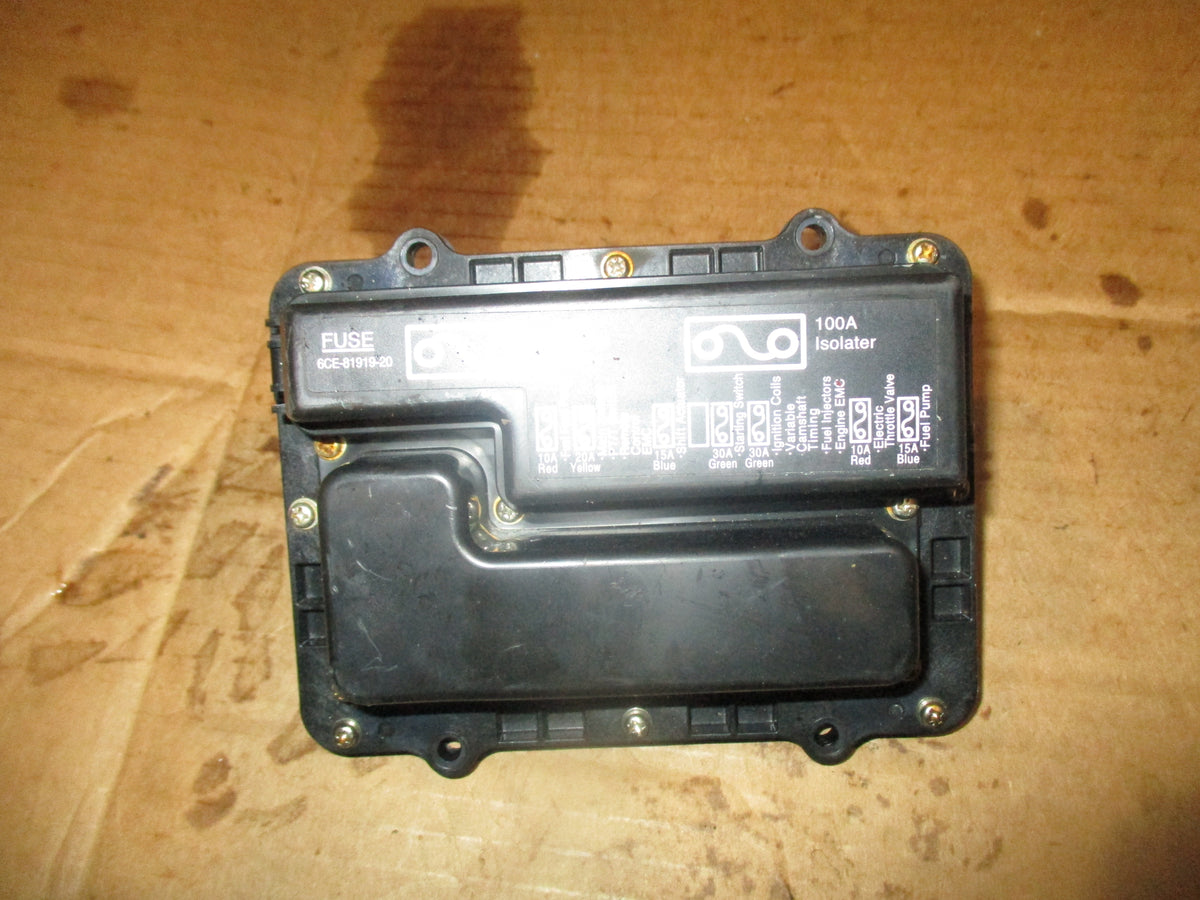Yamaha 4.2L 250hp outboard fuse box (6CE-00) (6CE-82170-00-00)