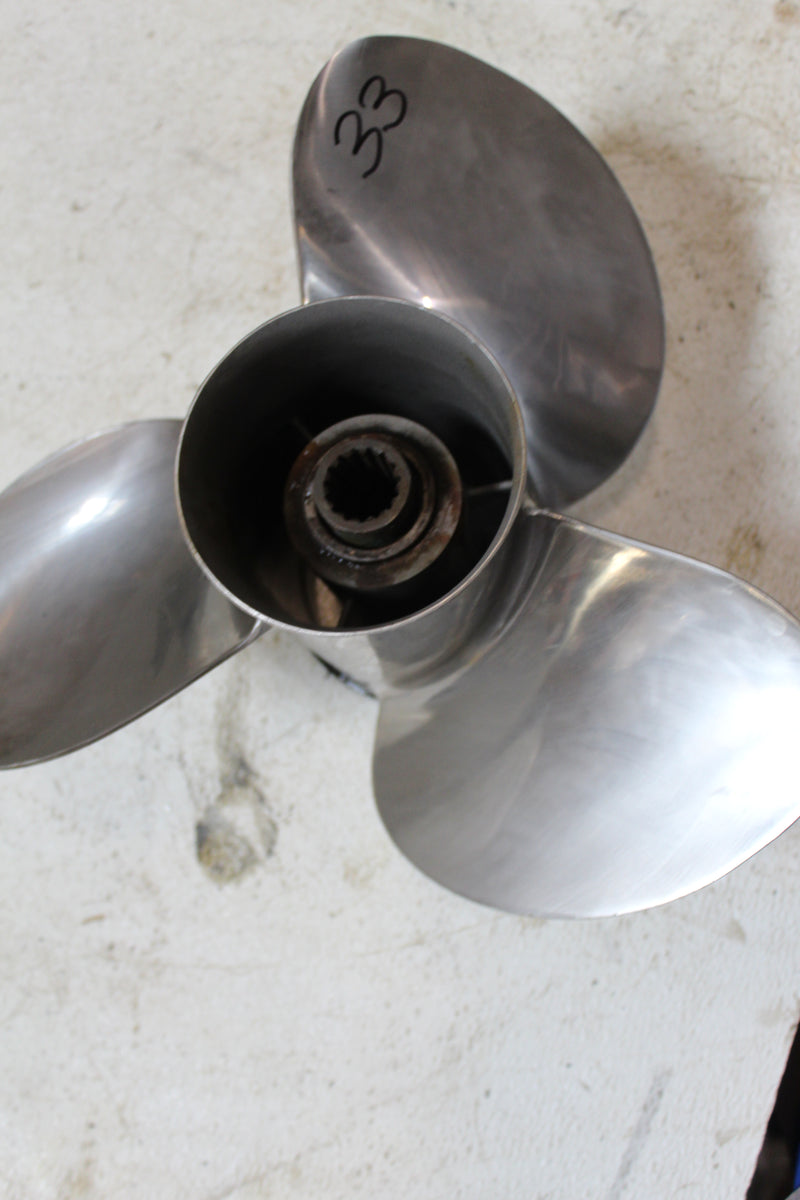 Solas Outboard Stainless Steel Propeller 13.5x15 15-Spline