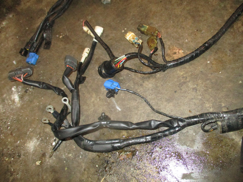 Yamaha 200hp 4 cyl 4 stroke outboard engine wiring harness (6DA-82590-00-00)