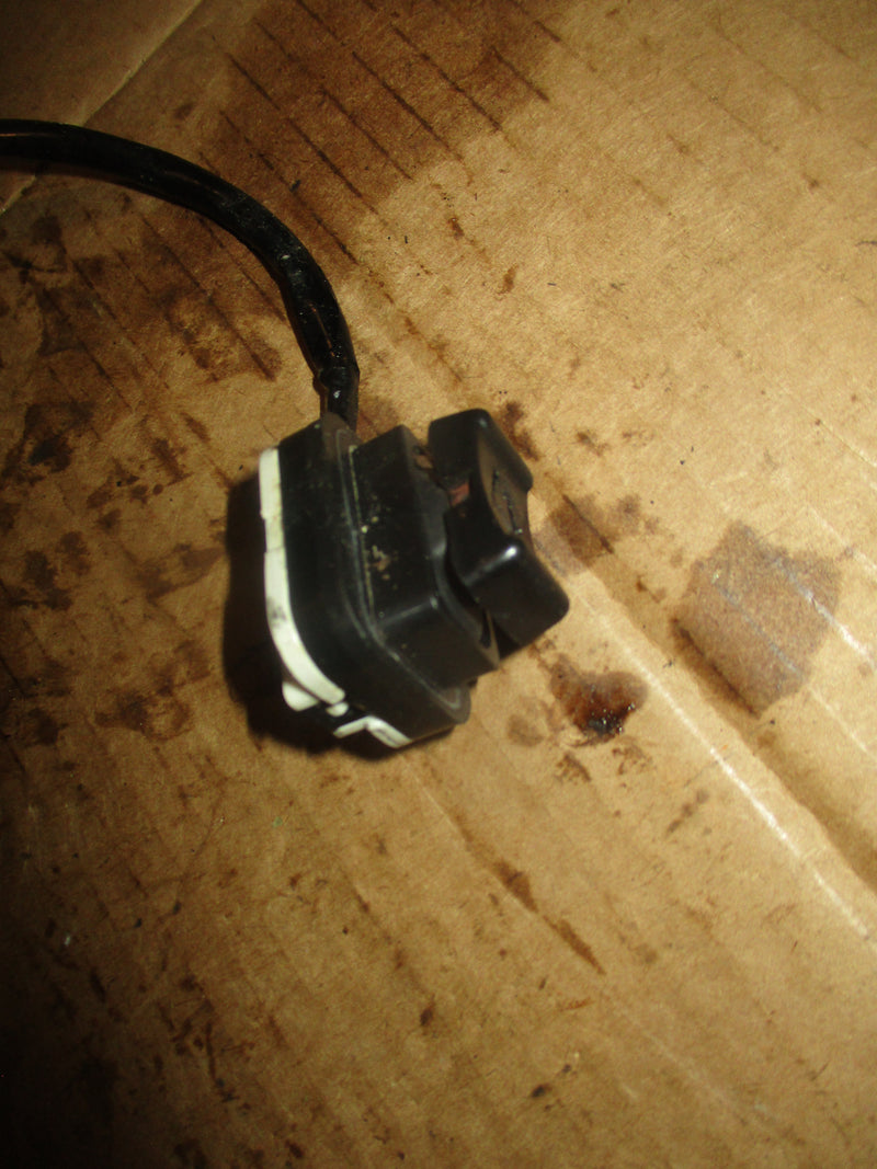 Yamaha 4.2L 250hp outboard tilt trim switch (6BR-82563-00-00)
