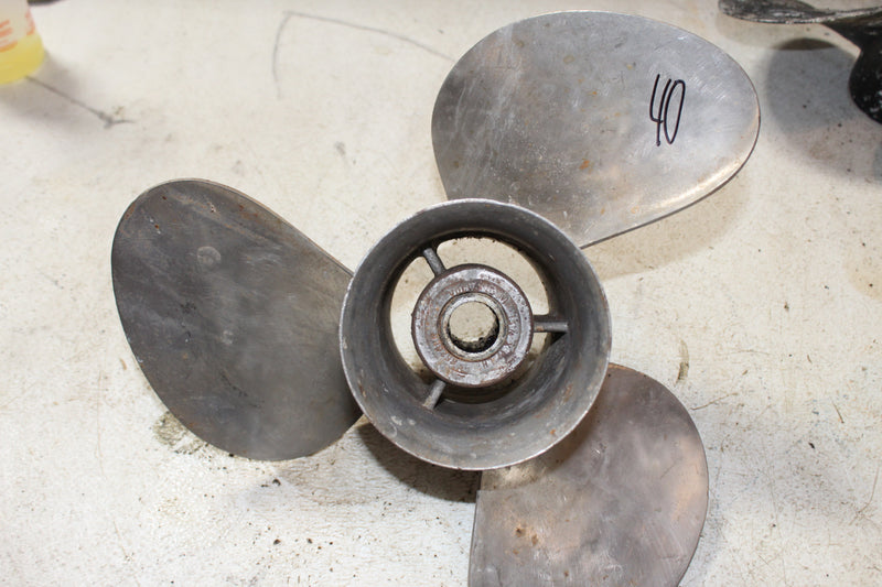 Volvo Penta Outboard Stainless Steel Propeller 15-1/4x17 LH