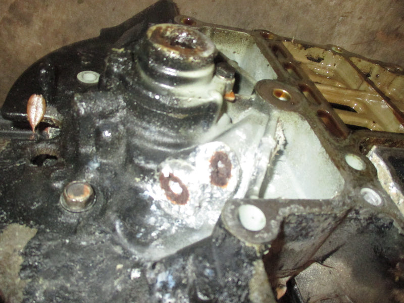 Suzuki DF40 40hp outboard Crankcase Powerhead