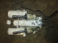 Load image into Gallery viewer, Yamaha 300hp 4.2L 4 stroke outboard tilt trim unit
