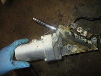 Load image into Gallery viewer, Yamaha 300hp 4.2L 4 stroke outboard tilt trim unit
