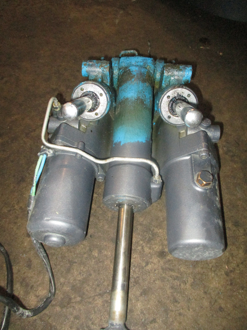 Yamaha 300hp 4 stroke outboard tilt trim unit (69J-43800-06-8D)