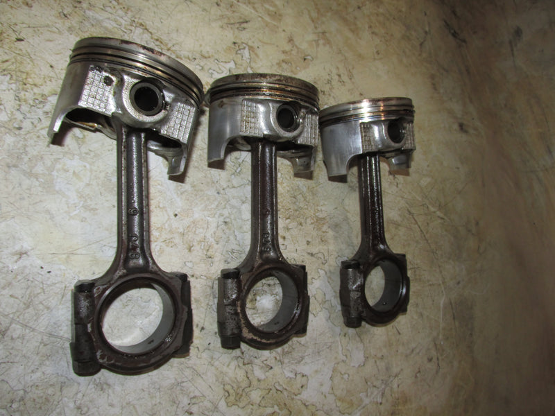 Suzuki DF50 50hp Outboard Piston and Rod Set (12111-87J04)