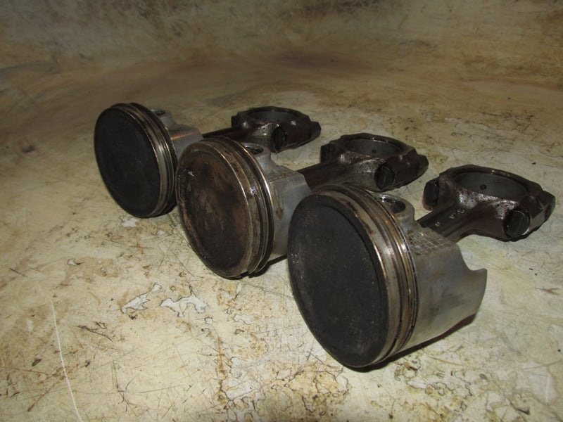 Suzuki DF50 50hp Outboard Piston and Rod Set (12111-87J04)