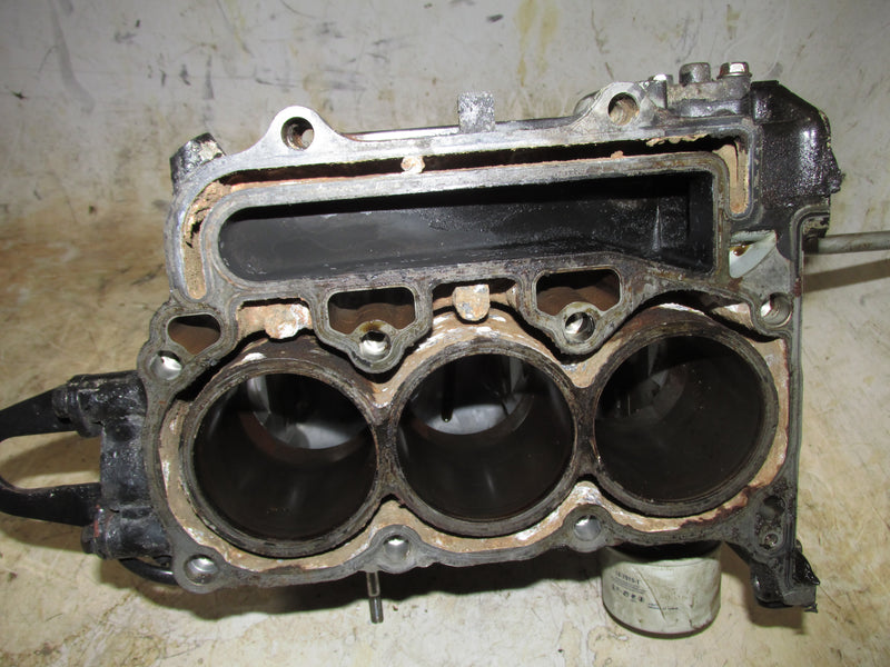 Suzuki DF50 50hp Outboard Crankcase Block
