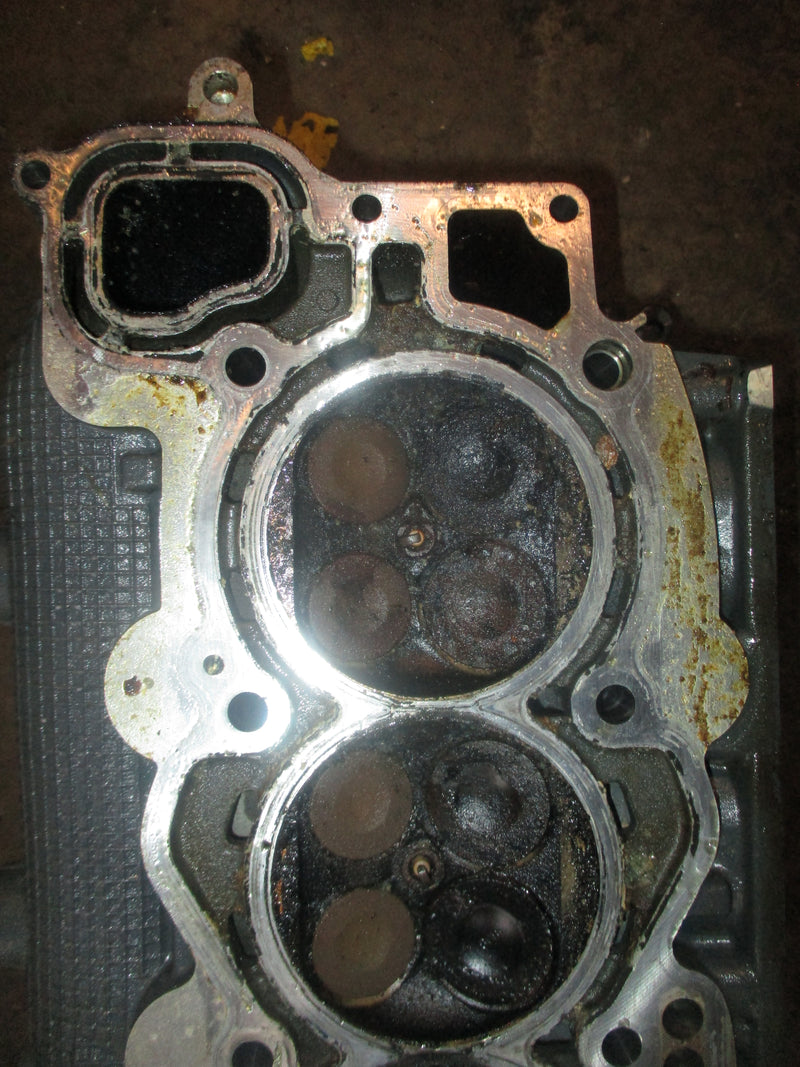 Yamaha 300hp 4.2L 4 stroke outboard starboard cylinder head